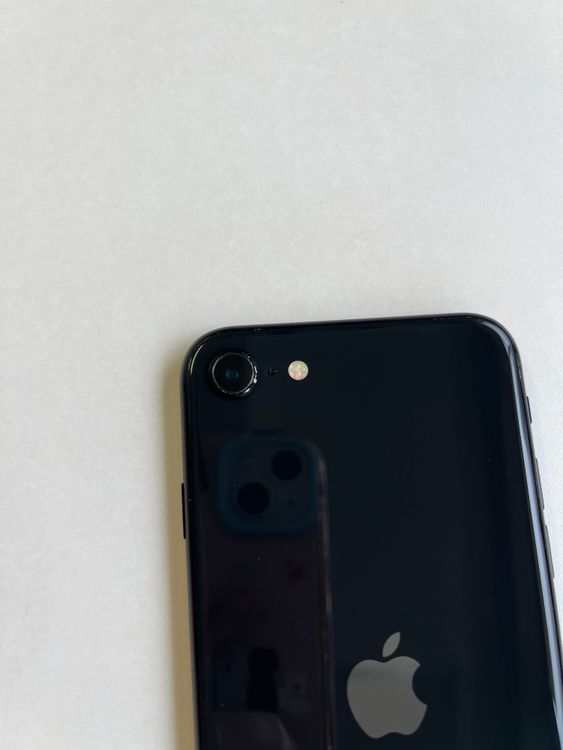 ���� iPhone SE (��2����) 64GB �֥�å� �Хåƥ꡼81% - 1826