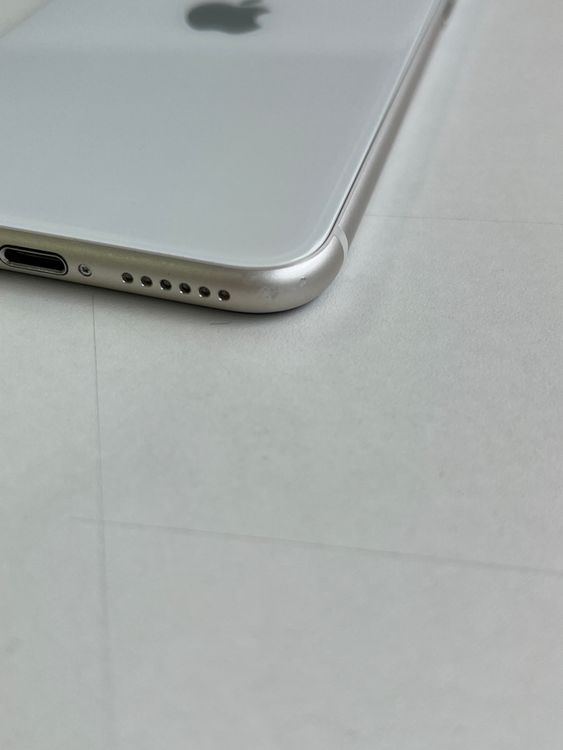 ���� iPhone SE (��3����) 64GB �������饤�� �Хåƥ꡼82% - 8986