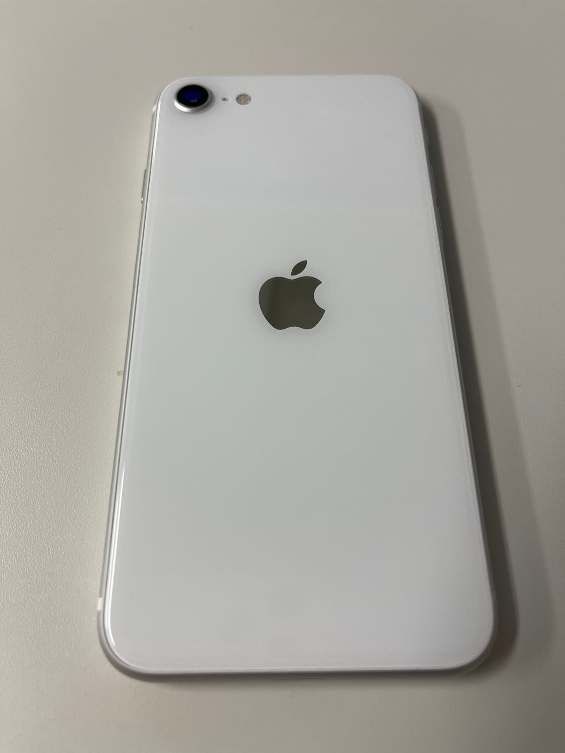 ムスビー｜iPhoneSE 第2世代 64GB SIMフリー ホワイト バッテリ90