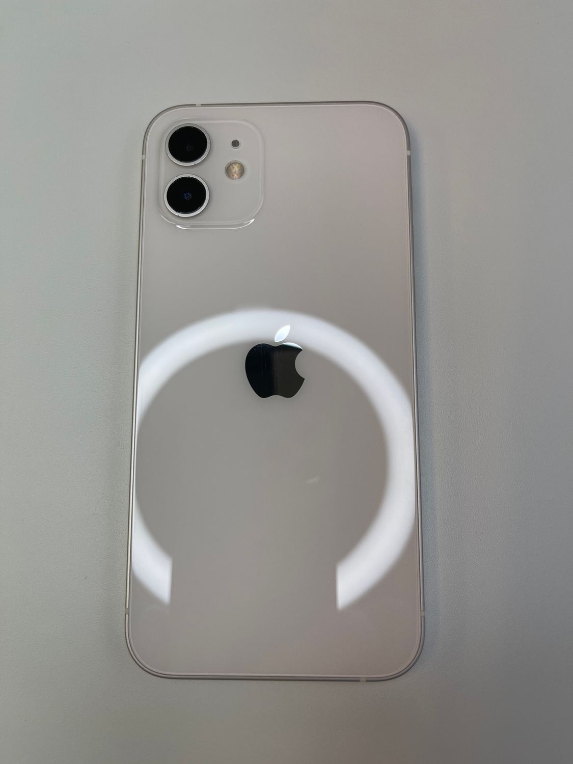 ムスビー｜美品 iPhone 12 128GB ホワイト MGHV3J/A - 18228【iPhone12