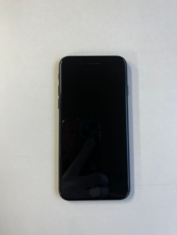 ���� iPhone SE (��3����) 128GB �ߥåɥʥ��� �Хåƥ꡼73% - 1287