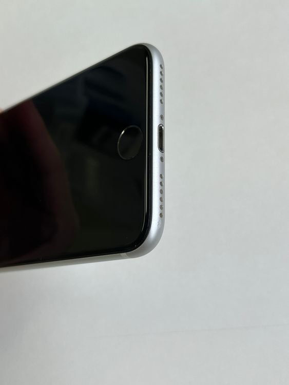 ���� iPhone SE (��2����) 128GB �ۥ磻�� �Хåƥ꡼78% - 1274