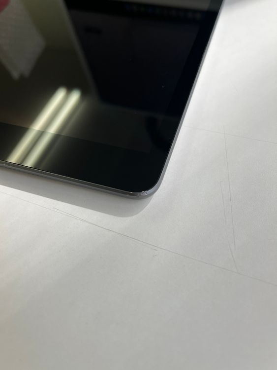 ���� iPad (��8����) Wi-Fi+Cellular 32GB ���ڡ������쥤 - 1700