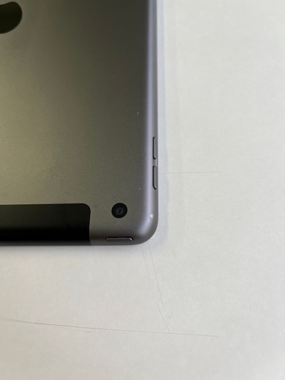 ���� iPad (��8����) 32GB ���ڡ������쥤 MYMH2J/A - 6897