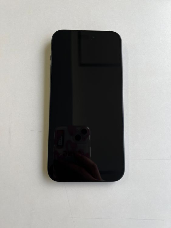 ���� iPhone 15 Plus 128GB �֥�å� �Хåƥ꡼84% - 6037