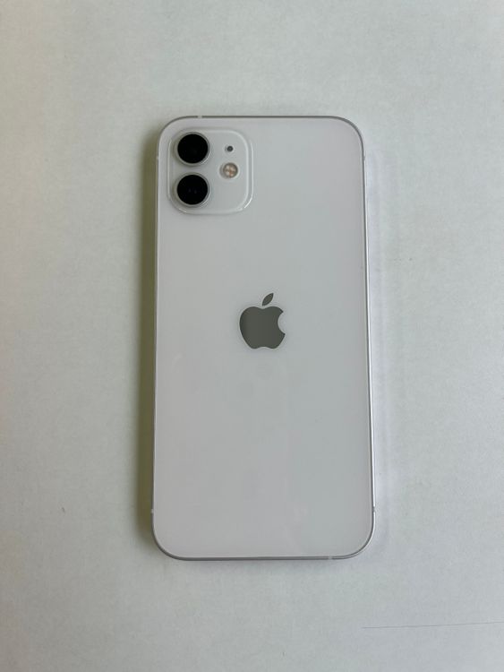 ���� iPhone 12 128GB �ۥ磻�� �Хåƥ꡼81% MGHV3J/A - 7620