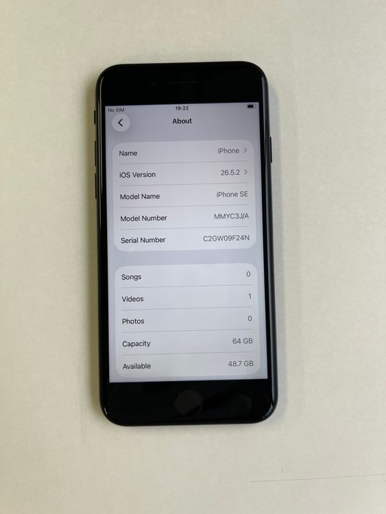 ���� iPhone SE (��3����) 64GB �ߥåɥʥ��� �Хåƥ꡼98% - 6544