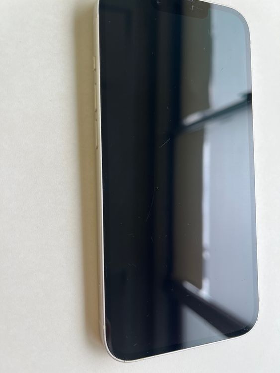 ���� iPhone 13 128GB �������饤�� �Хåƥ꡼73% MLND3J/A - 7094