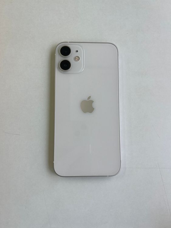 ���� iPhone 12 mini 64GB �ۥ磻�� �Хåƥ꡼100% - 8850