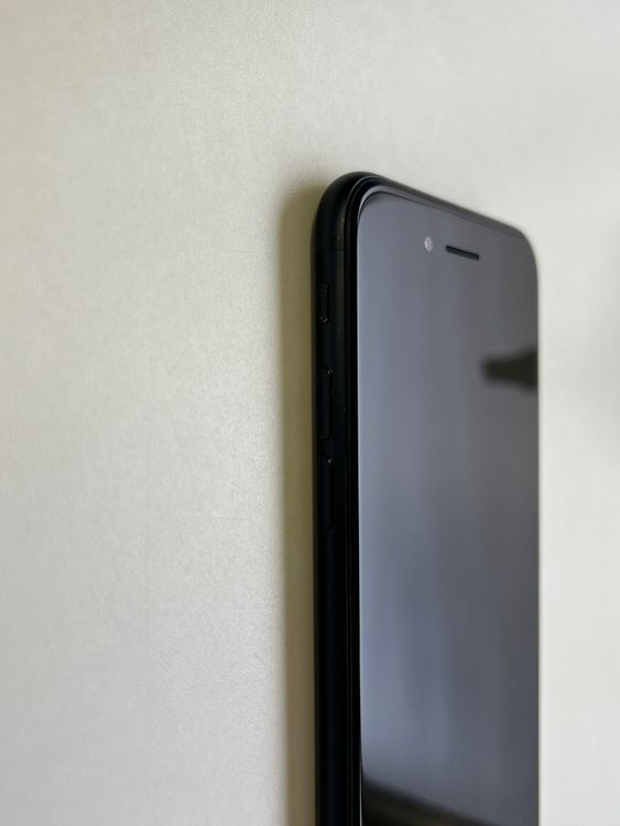 ���� iPhone SE (��3����) 64GB �ߥåɥʥ��� �Хåƥ꡼98% - 6544