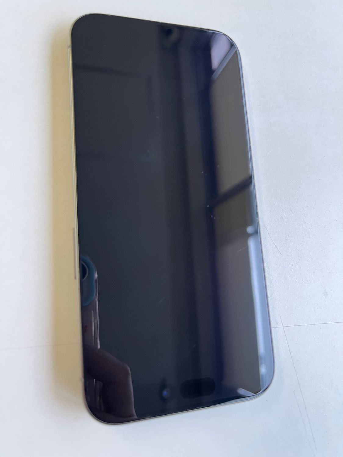 ムスビー｜美品 iPhone 15 Pro 128GB ナチュラルチタニウム バッテリー