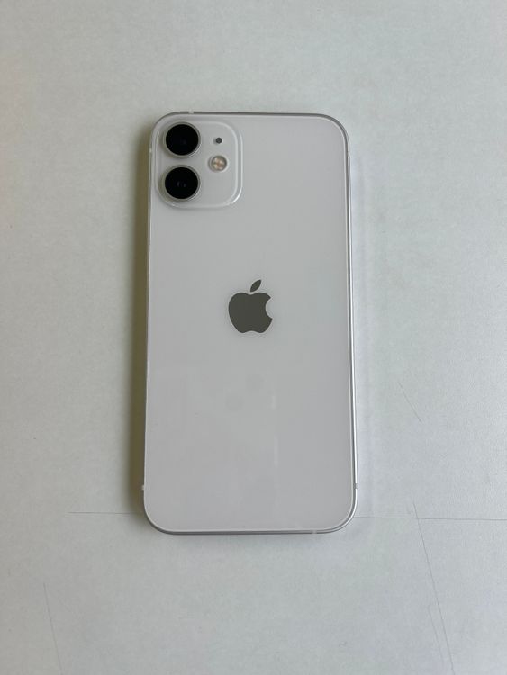 ���� iPhone 12 mini 64GB �ۥ磻�� �Хåƥ꡼100% - 8906