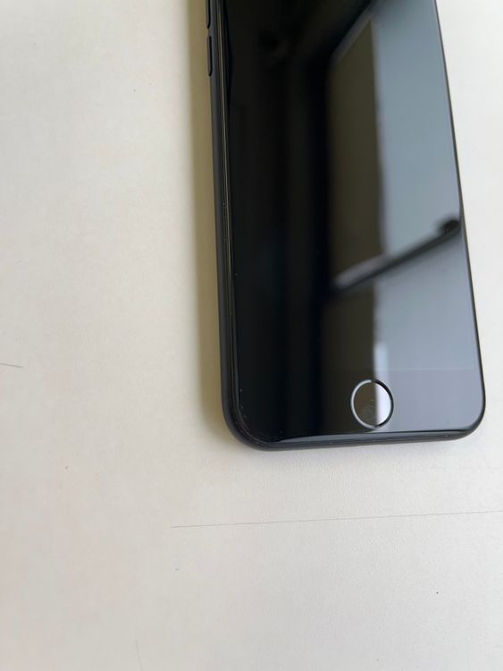 ���� iPhone SE (��2����) 64GB �֥�å� �Хåƥ꡼78%- 9890