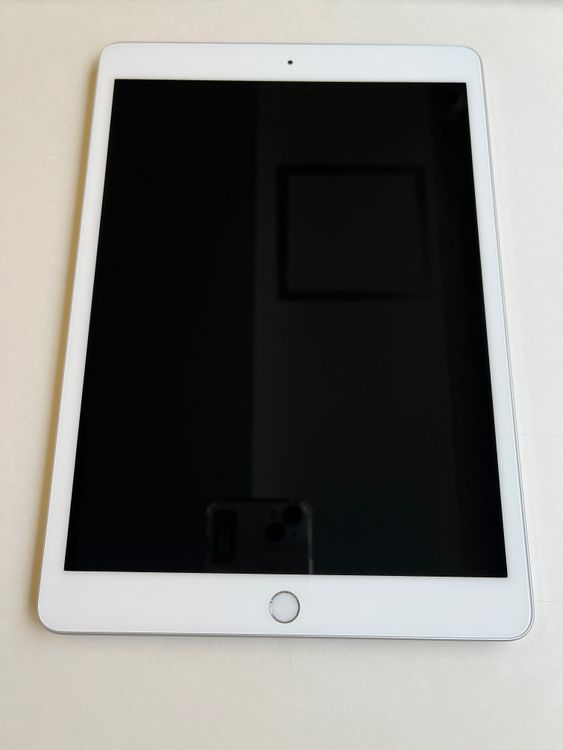  iPad 8 32GB С Хåƥ꡼88% MYLA2J/A