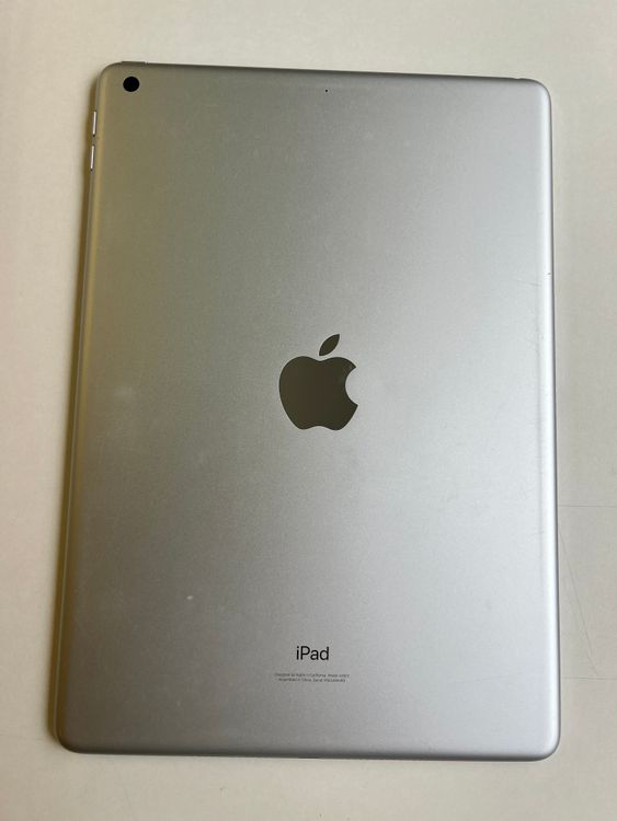���� iPad (��9����) 64GB ����С� MK2L3J/A - KMR9