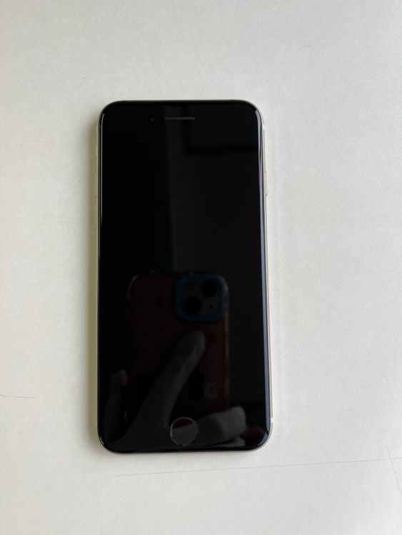 ���� iPhone SE (��3����) 128GB �������饤�� �Хåƥ꡼84% - 3797