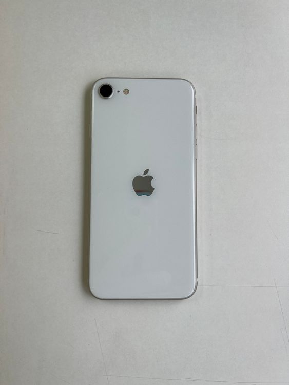 ���� iPhone SE (��3����) 64GB �������饤�� �Хåƥ꡼92%  - 6988