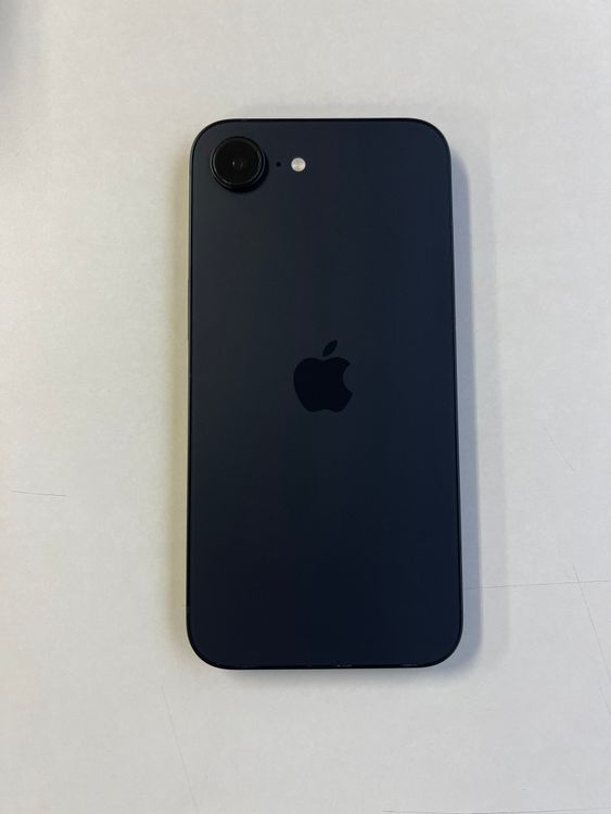 ���� iPhone 16e 128GB �֥�å� �Хåƥ꡼95% MD1Q43J/A - 3726