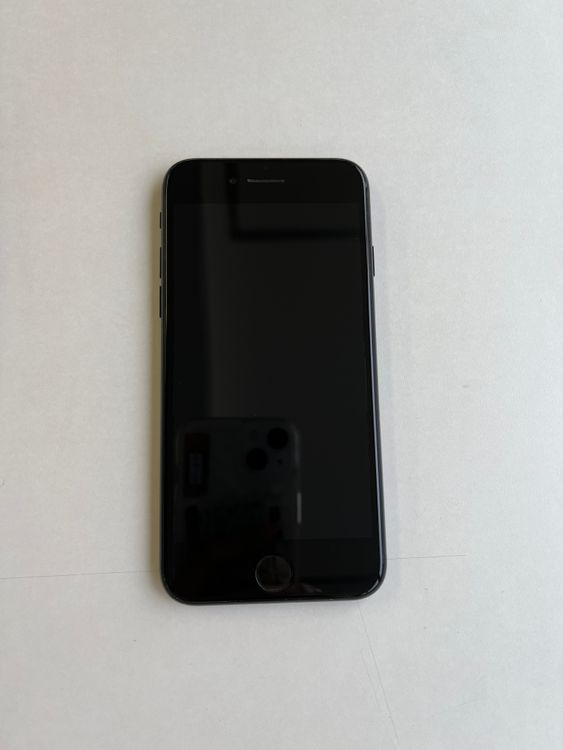 ���� iPhone SE (��2����) 128GB �֥�å� �Хåƥ꡼85%  - 1270