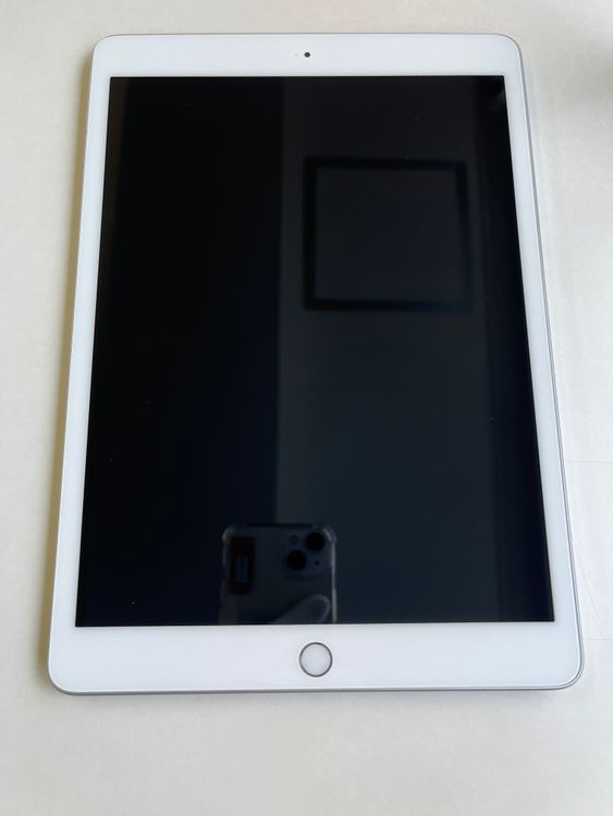  iPad 8 32GB С Хåƥ꡼88% MYLA2J/A