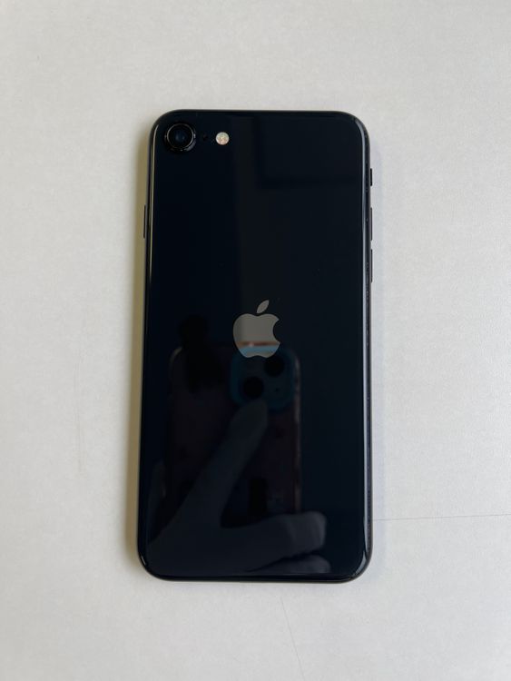 ���� iPhone SE (��2����) 64GB �֥�å� �Хåƥ꡼81% - 6262