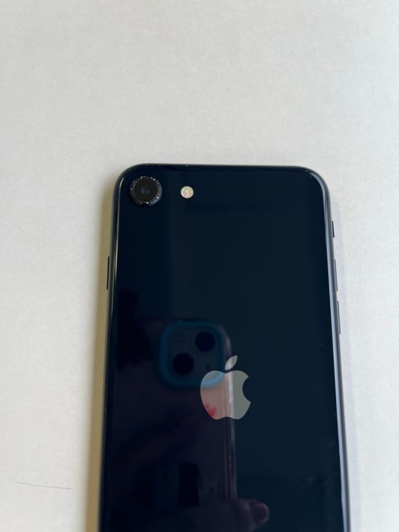 ���� iPhone SE (��3����) 128GB �ߥåɥʥ��� �Хåƥ꡼79% - 1055