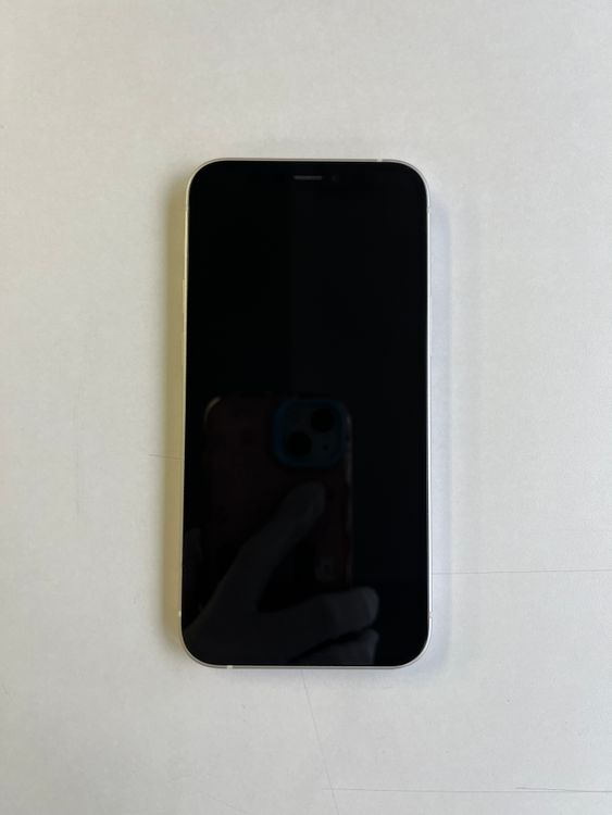 ���� iPhone 12 mini 128GB �ۥ磻�� �Хåƥ꡼72% - 0639