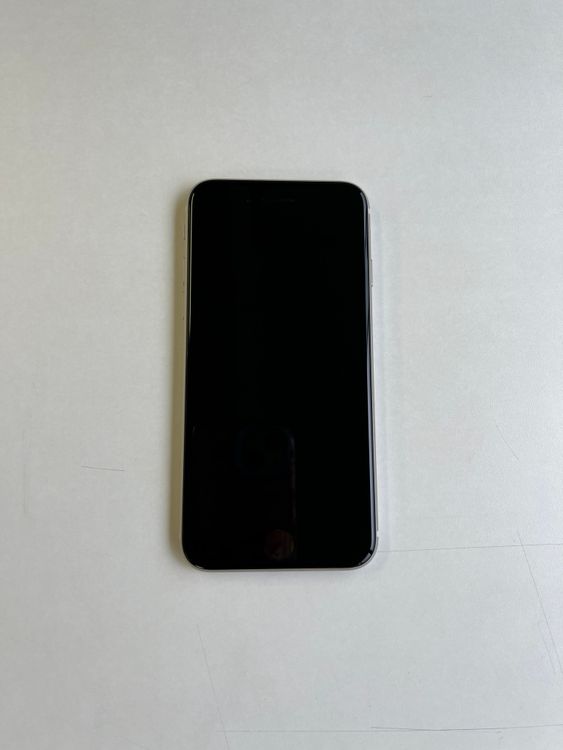 ���� iPhone SE (��3����) 64GB �������饤�� �Хåƥ꡼100% - 2465
