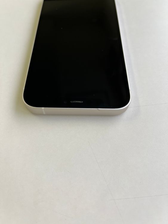 ���� iPhone 12 64GB �ۥ磻�� �Хåƥ꡼100% MGHP3J/A - 7070