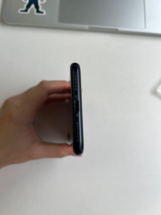 ���� iPhone SE (��3����) 64GB �ߥåɥʥ��� �Хåƥ꡼74% - 8254