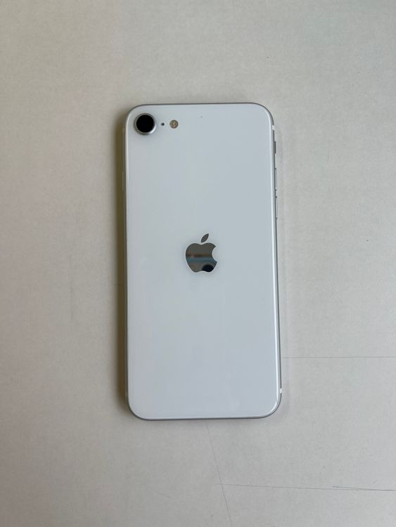 ���� iPhone SE (��2����) 64GB �ۥ磻�� �Хåƥ꡼82% - 5325