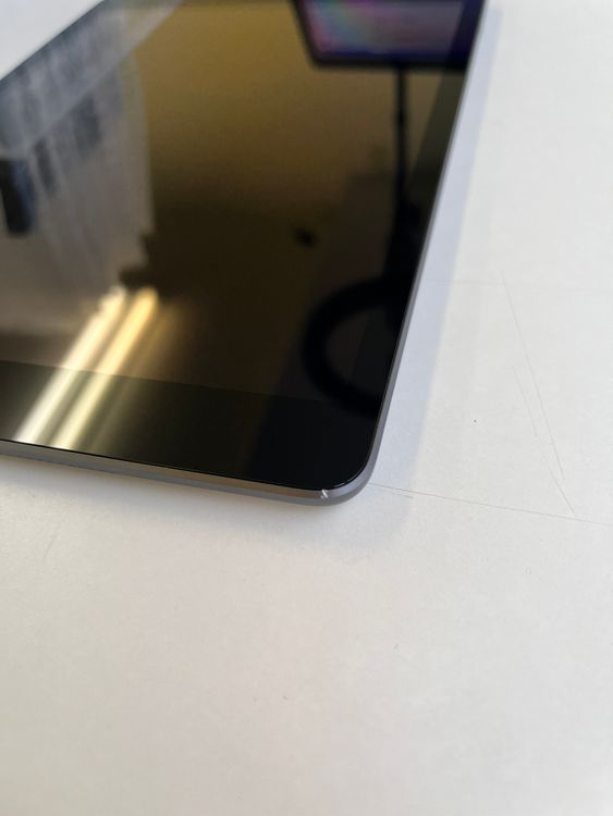 ���� iPad (��9����) 64GB ���ڡ������쥤 MK2K3J/A - 7C46