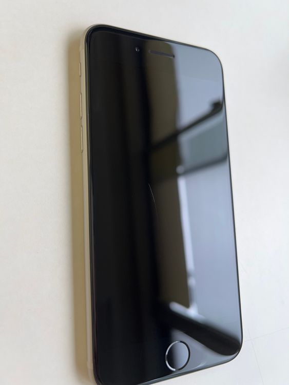 ���� iPhone SE (��3����) 64GB �������饤�� �Хåƥ꡼100% - 2465