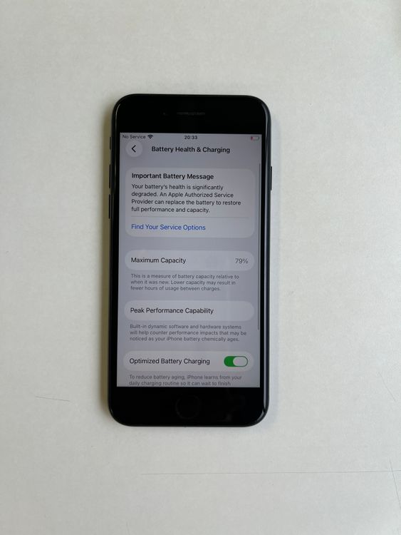 ���� iPhone SE (��3����) 128GB �ߥåɥʥ��� �Хåƥ꡼79% - 1055