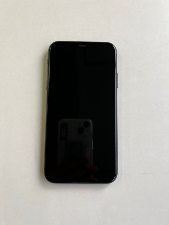 ���� iPhone 11 64GB �֥�å� �Хåƥ꡼97% MHDA3J/A - 0535