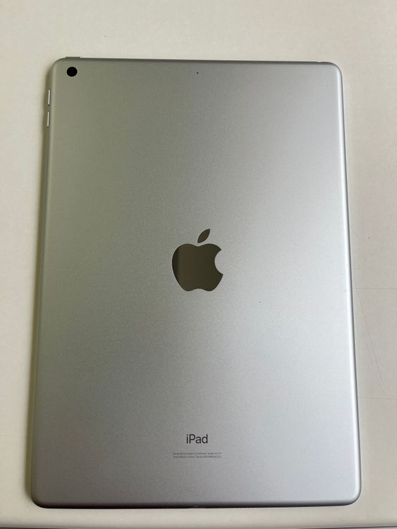  iPad 8 32GB С Хåƥ꡼90% MYLA2J/A