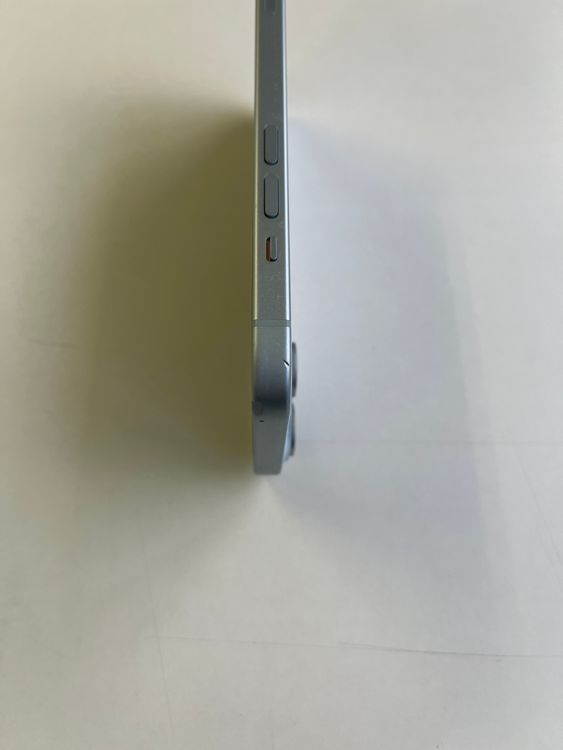 ���� iPhone 15 256GB �֥롼 �Хåƥ꡼83% MTMR3J/A - 8341