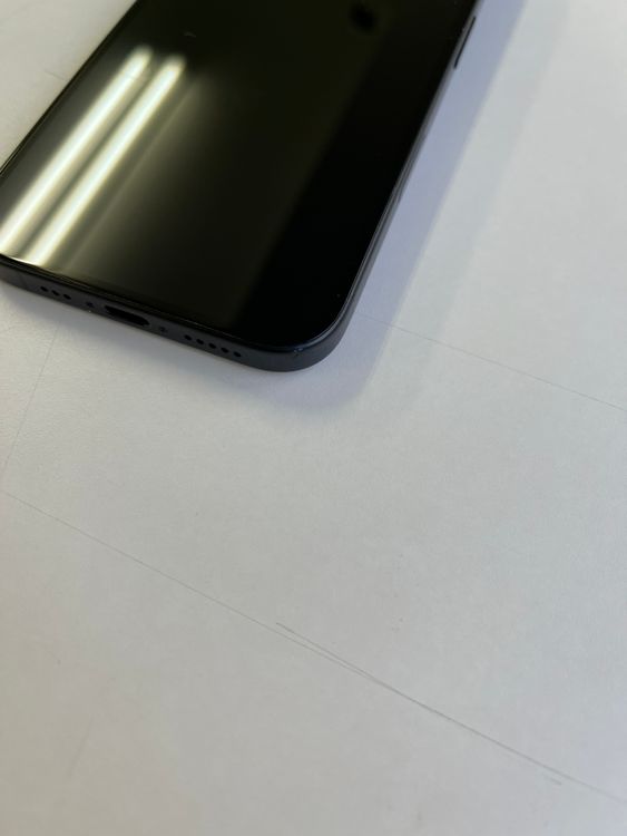 ���� iPhone 16 128GB �֥�å� �Хåƥ꡼92% MYDQ3J/A - 8683