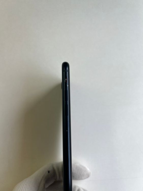 ���� iPhone SE (��3����) 64GB �ߥåɥʥ��� �Хåƥ꡼90% - 2175