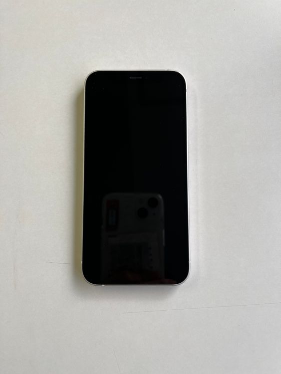 ���� iPhone 12 mini 128GB �ۥ磻�� �Хåƥ꡼75% - 9334