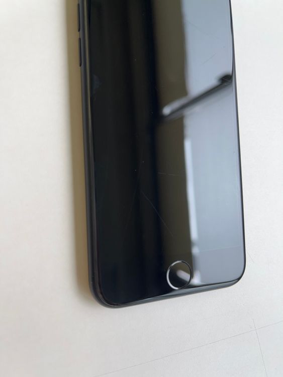 ���� iPhone SE (��2����) 128GB �֥�å� �Хåƥ꡼75% - 6142