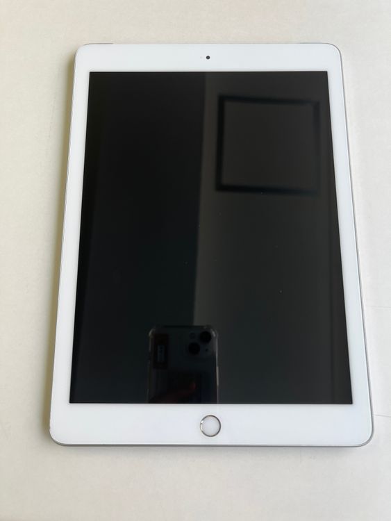  iPad 6 32GB С Хåƥ꡼97% MR6P2J/A - 44398