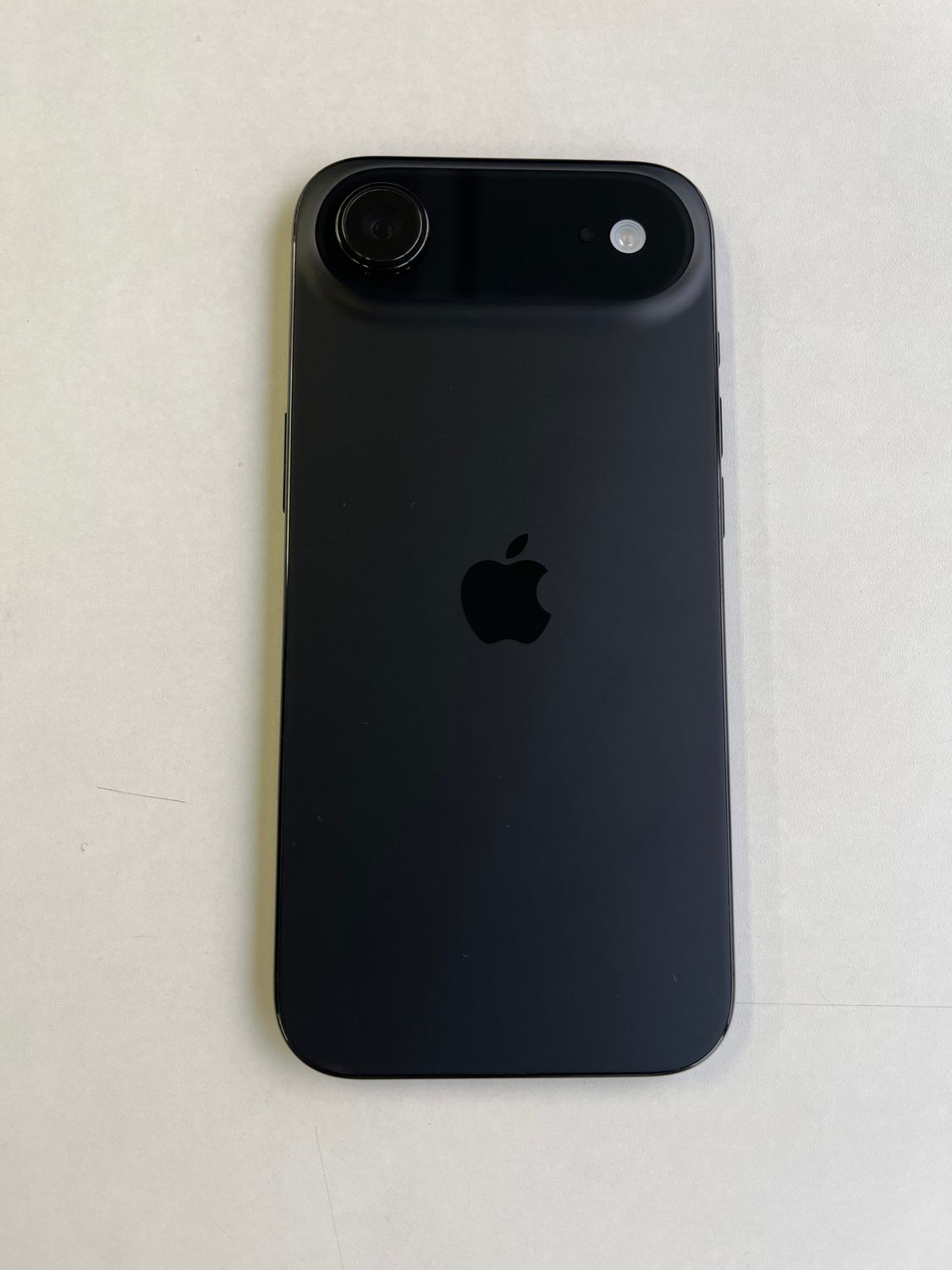 美品 iPhone Air 256GB SIMフリー 純正バッテリー100% ムスビー｜新品同様 iPhone AIR 256GB ブラック バッテリー100% - 0586