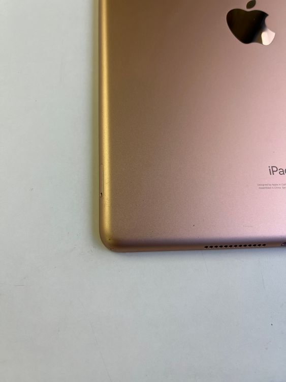  iPad 8 32GB  MYMK2J/A - 1975