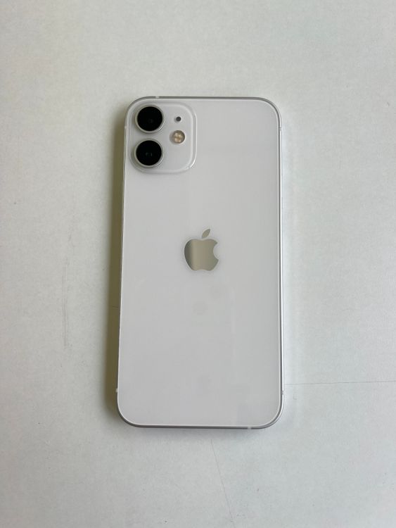 ���� iPhone 12 mini 64GB �ۥ磻�� �Хåƥ꡼100% - 2408