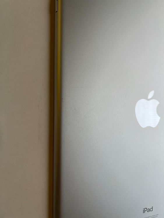 ���� iPad (��9����) 64GB ����С� MK2L3J/A - CQ5