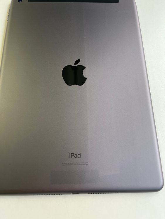 ���� iPad (��8����) Wi-Fi+Cellular 32GB ���ڡ������쥤 - 1445