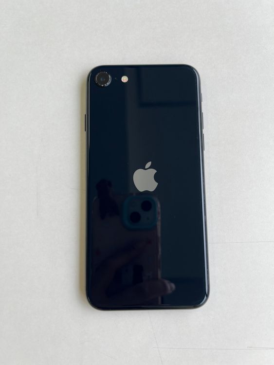 ���� iPhone SE (��3����) 64GB �ߥåɥʥ��� �Хåƥ꡼93% - 0906
