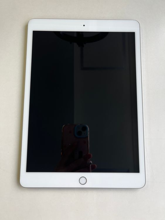 ���� iPad (��8����) Wi-Fi 32GB ����С� MYLA2J/A - Q1GD