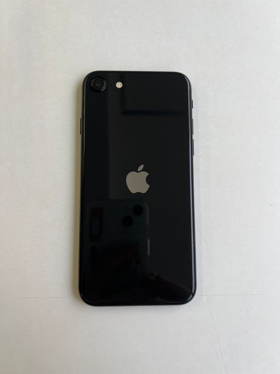 ���� iPhone SE (��2����) 128GB �֥�å� �Хåƥ꡼85%  - 1270